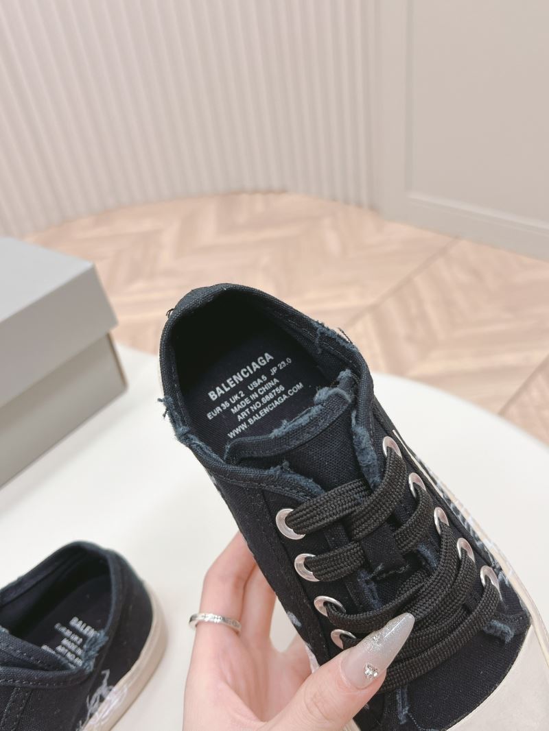 Balenciaga Low Shoes